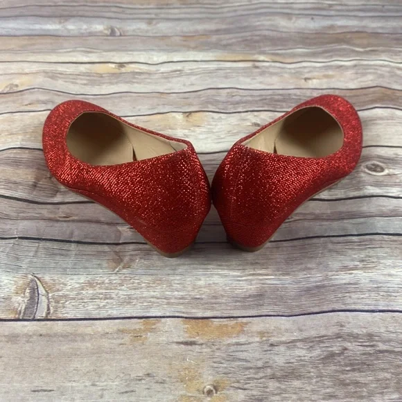 7 ruby red slip-on pumps by Lena Luisa NWOT - Picture 2 of 3